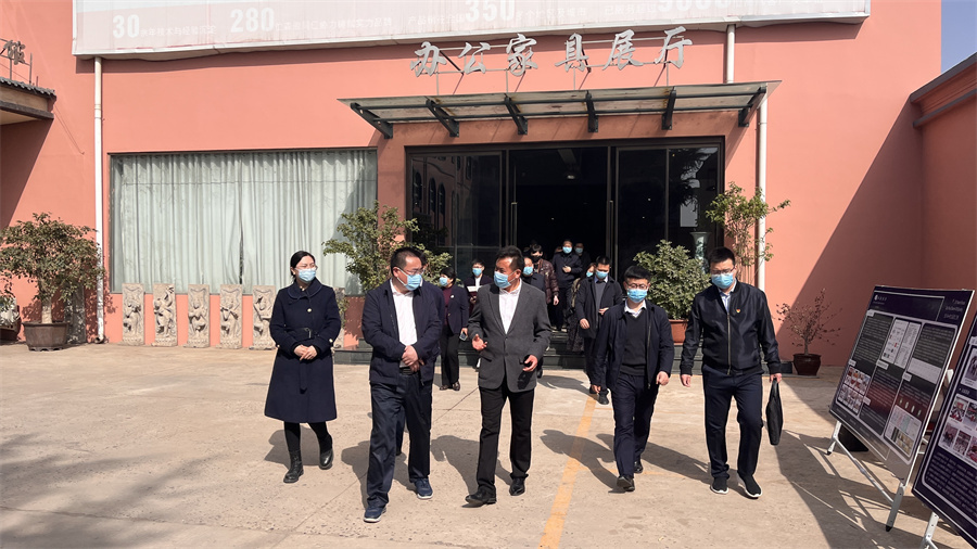 市领导参观调研公司